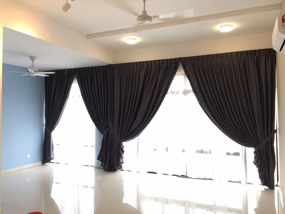 
A collage showing layered sheer and blackout curtains in modern Dubai interiors, highlighting top curtain trends in Dubai 2025.