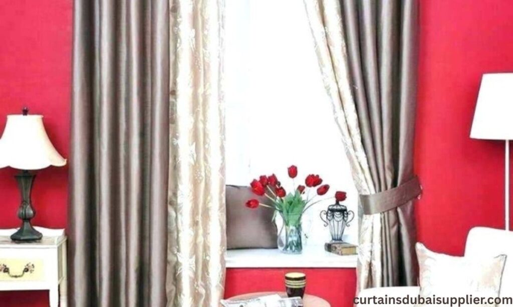 Contrasting Color Curtains