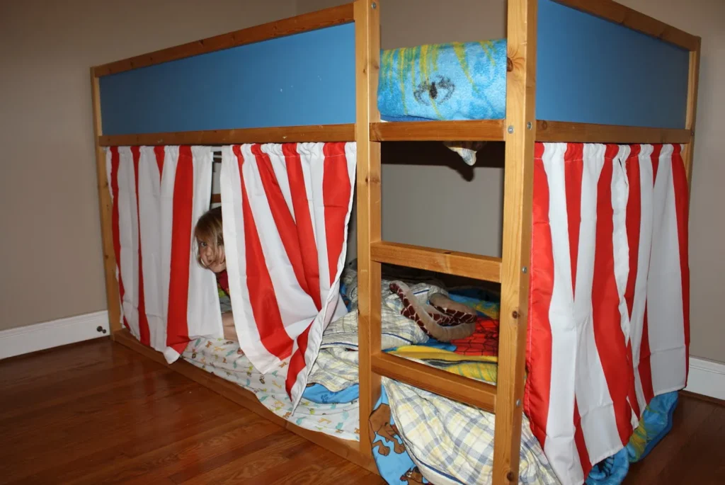 Bunk bed curtains 